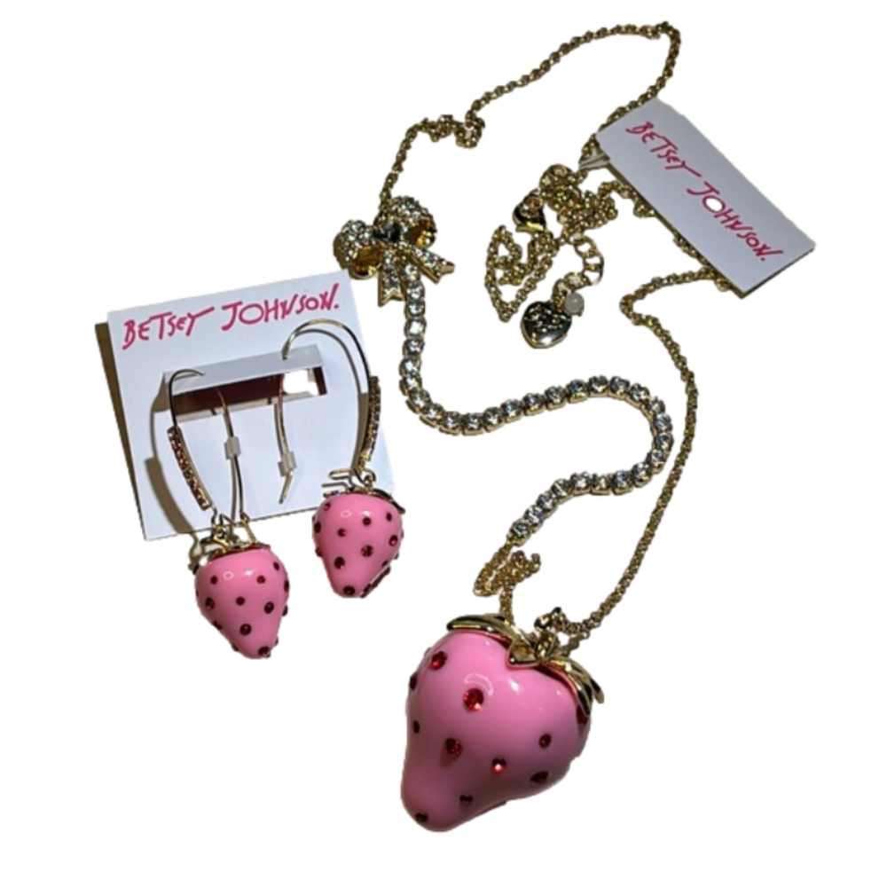 Betsey Johnson Strawberry 🍓 necklace and earrings set Size adorable long chain